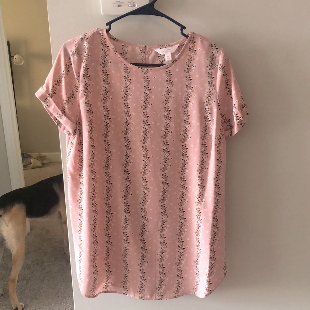LAUREN CONRAD M pink floral shirt